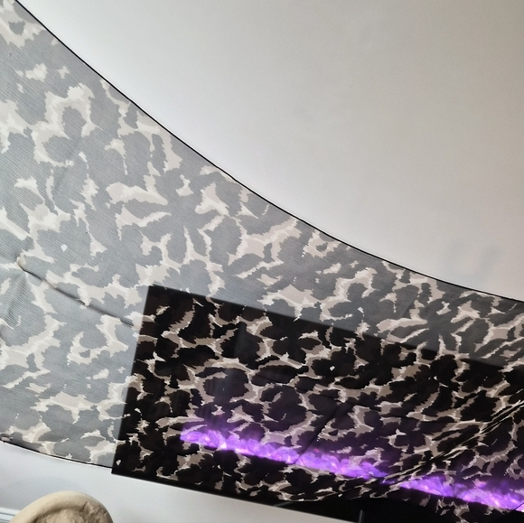 ​Ann Taylor Animal Print Lightweight Sheer Scarf - Neutral Leopard/Cheetah - Picture 5 of 6